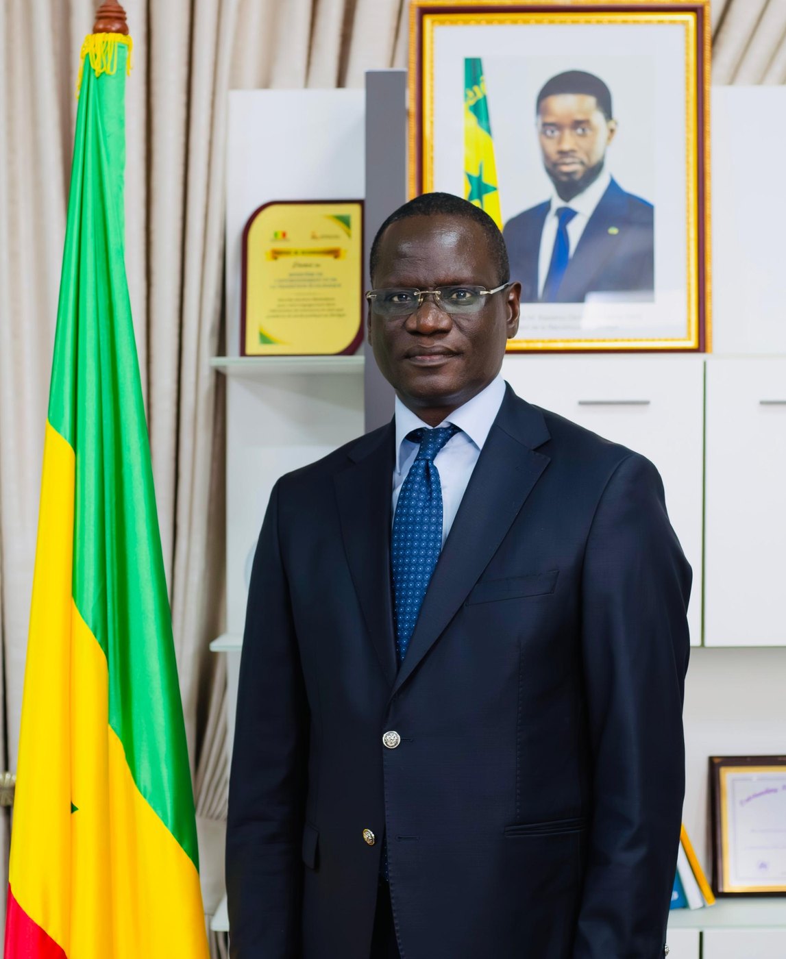 Portrait officiel du Ministre